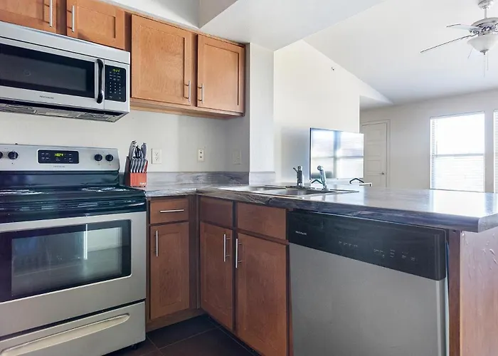 Landing Spectacular 2Bd Clubhouse Courtyard * Tulsa