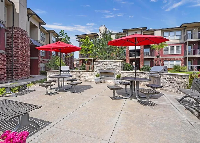 Landing Spectacular 2Bd Clubhouse Courtyard Apartment Tulsa